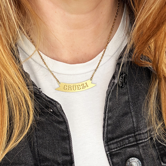 Grüezi necklace