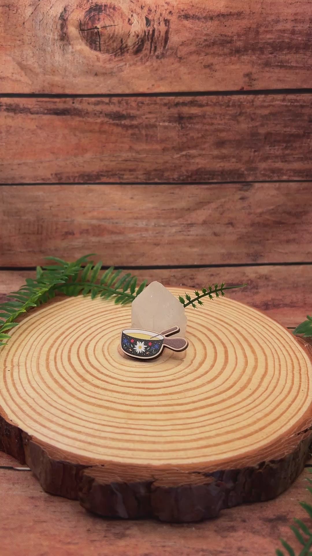 video of edelweiss adorned fondue pot wooden pin badge